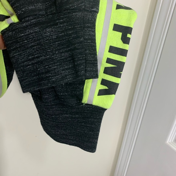 Pink Victoria Secret Comfy Joggers Pant Size XS - Picture 4 of 8